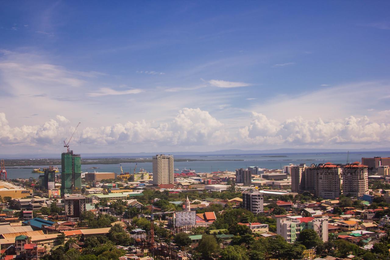 Mabolo Garden Flat A7 Near Ayala Mall Apartment Cebu Bagian luar foto